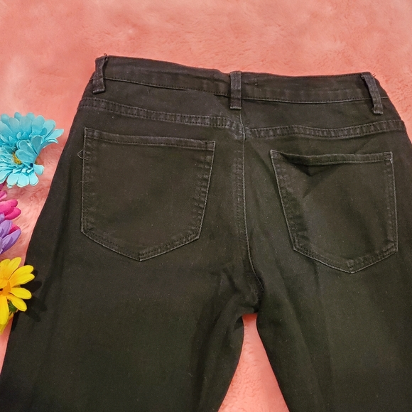Sold - Forever 21 skinny jeans - Picture 4 of 4